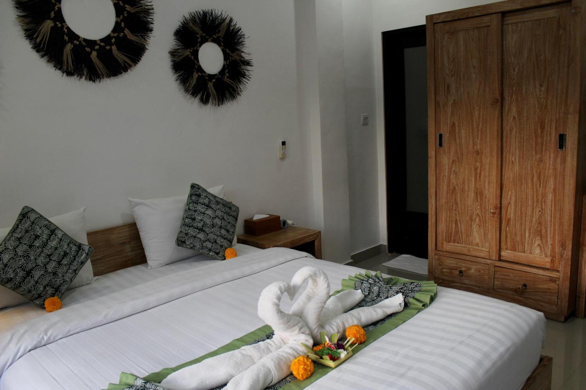 Hanaka Riverside Ubud Exterior foto