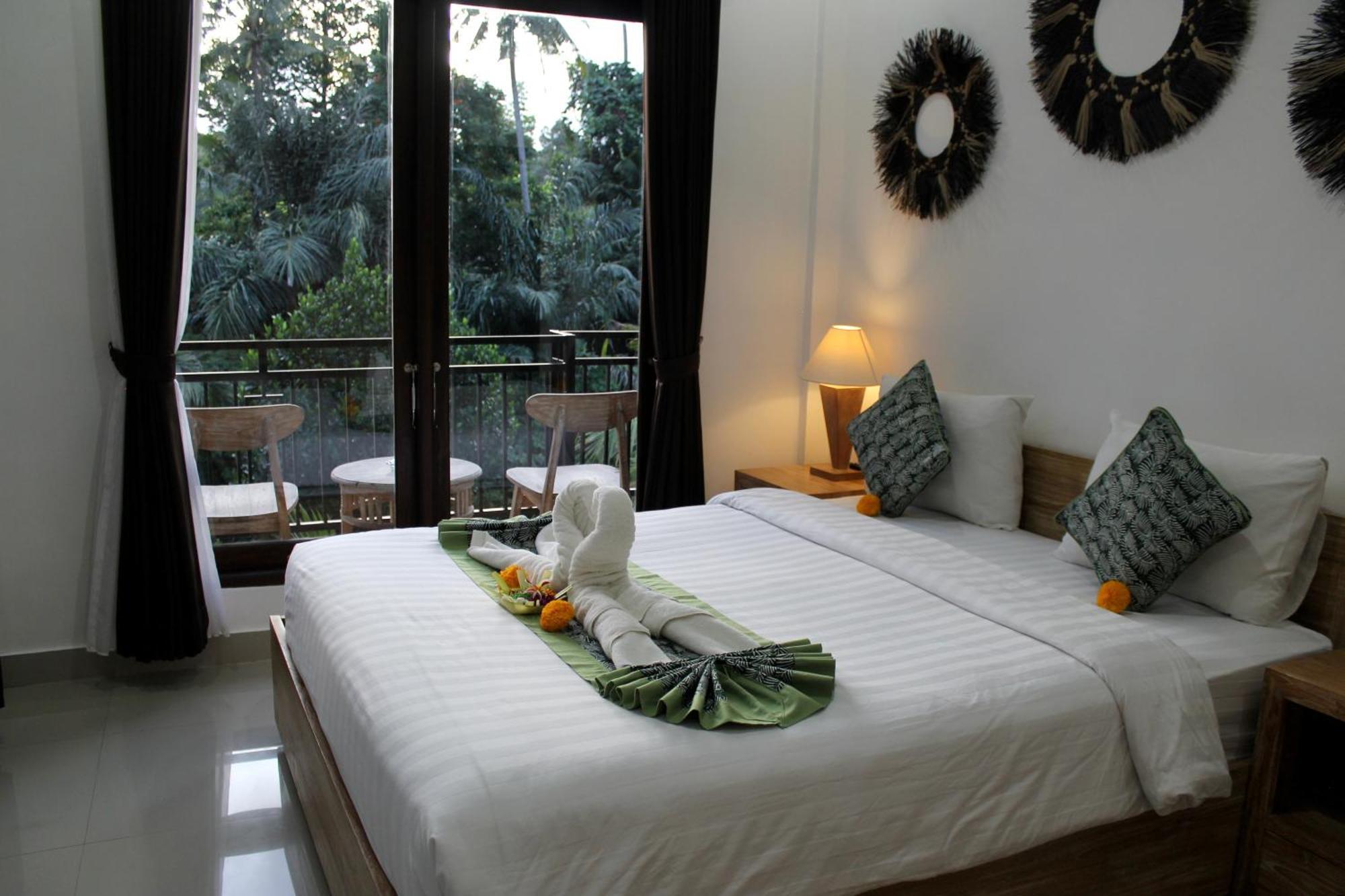 Hanaka Riverside Ubud Exterior foto