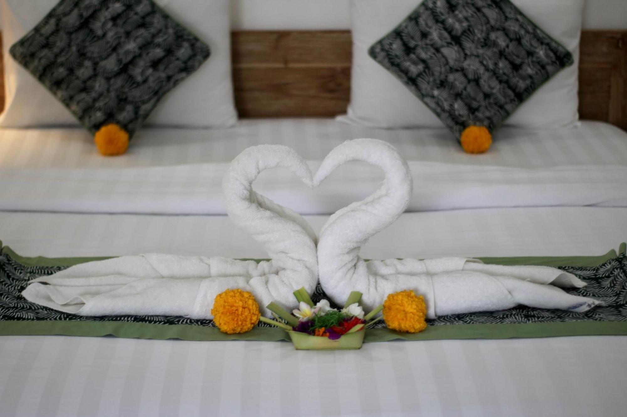 Hanaka Riverside Ubud Exterior foto